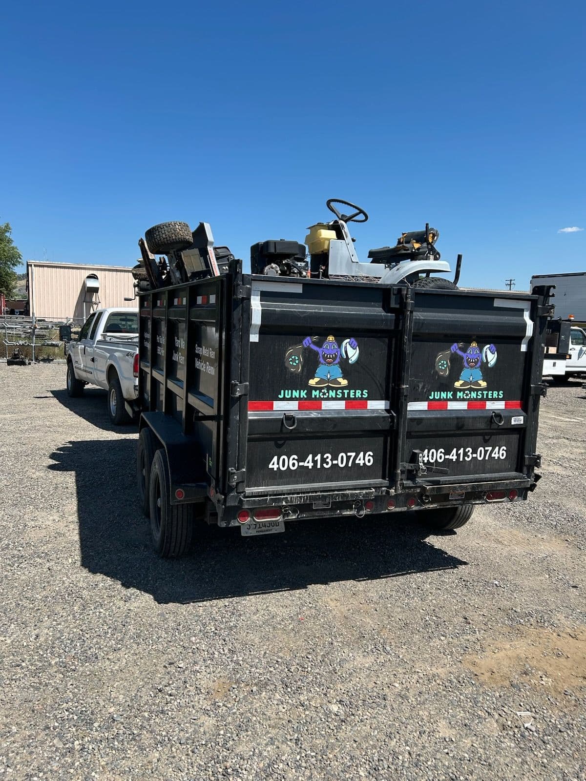 Efficient Junk Removal by Junk Monsters image